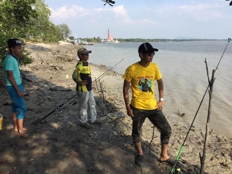 Korang Tanya Umpan Jawab –S9S20- Nak belajar memancing tepi pantai?