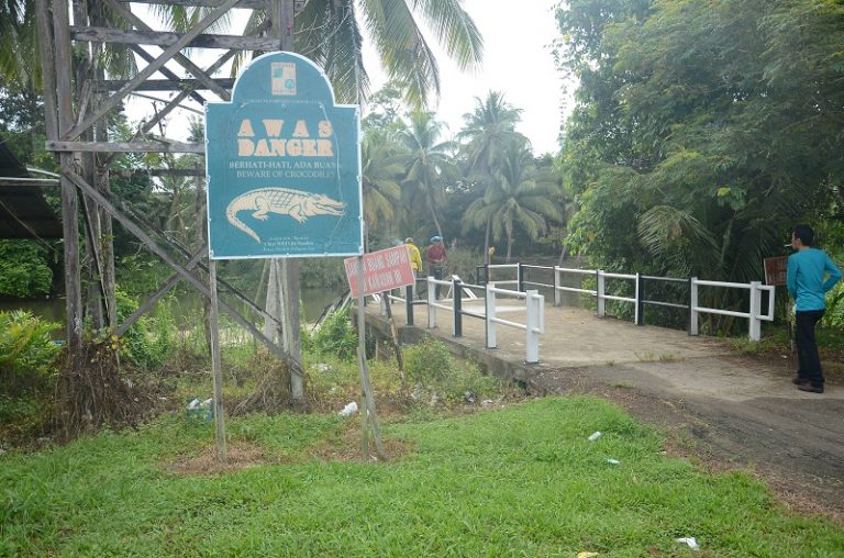 Jenggo Menyepi Di Sungai Niah