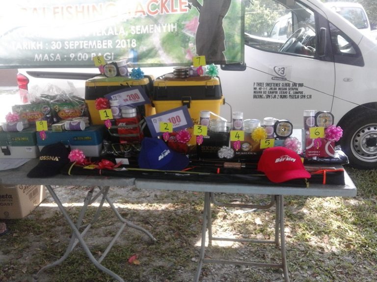 Komplot Memancing Sri Rampai Fishing Tackle (Video)