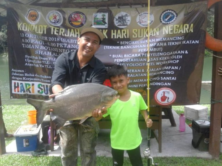 Komplot Terjah Pacak Hari Sukan Negara (video)