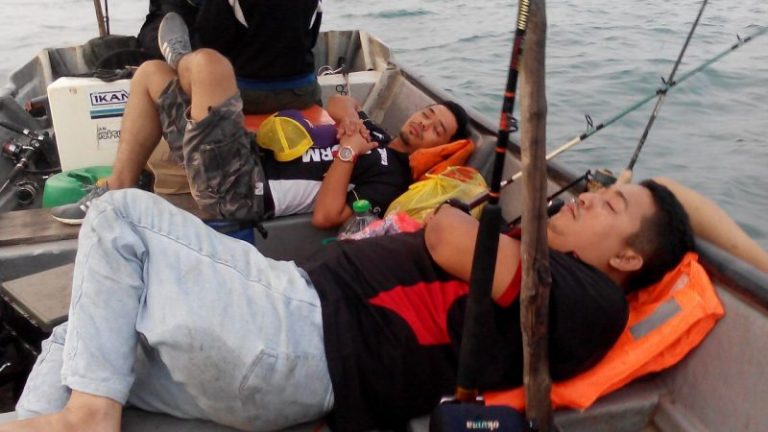 12 Petua Elak Mabuk Laut Oleh Pemancing!!