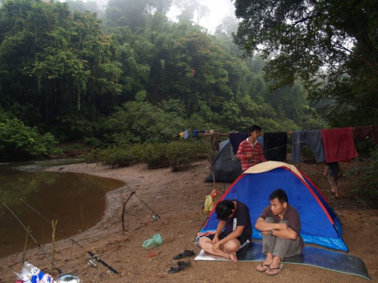 Panduan & Etika Memancing Di Dalam Hutan!!