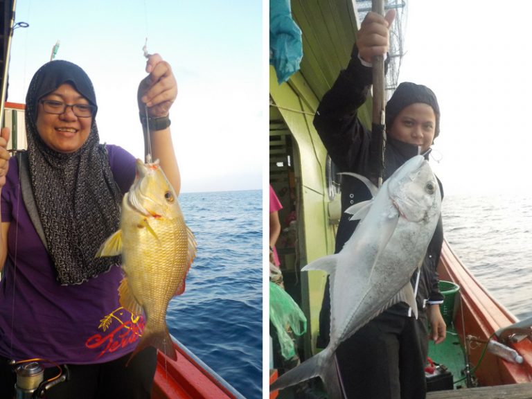 Gadis-Gadis WAC Tegar Memancing Laut Dalam ®